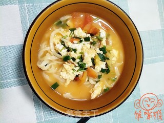 西红柿鸡蛋热汤面的做法步骤：10