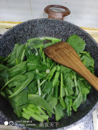 蒜炒 菜心的做法步骤：4