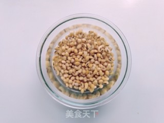 黄豆猪蹄汤的做法步骤：2