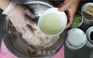 健胃补脾鱼肉肠的做法步骤：12