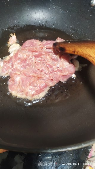 猪肉炒丝瓜的做法步骤：6