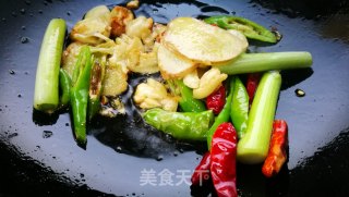 红烧带鱼的做法步骤：7