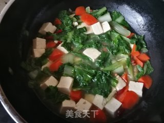 胡萝卜小白菜炖豆腐的做法步骤：11