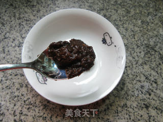 香菇花生米鸡蛋酱的做法步骤：2