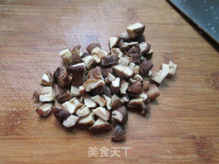 香菇花生米鸡蛋酱的做法步骤：8