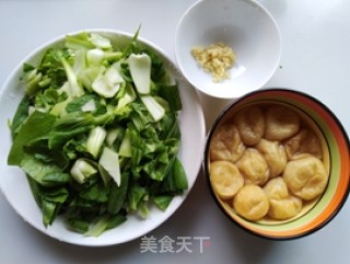 青菜虾皮油面筋的做法步骤：2