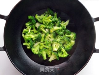 杏鲍菇黑胡椒牛肉粒的做法步骤：10