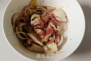 “土豪菜”---香煎猪肉的做法步骤：4