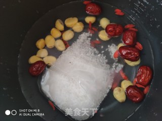 栗子红枣白米粥的做法步骤：4