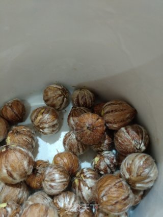 小森林版糖水栗子还原的做法步骤：2