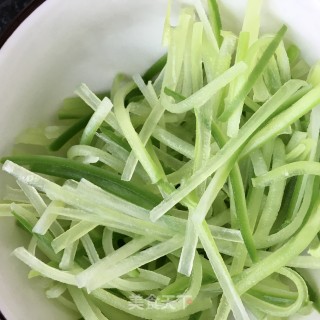 “萝卜”凉拌萝卜的做法步骤：8