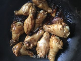 胡萝卜炖鸡翅根的做法步骤：8