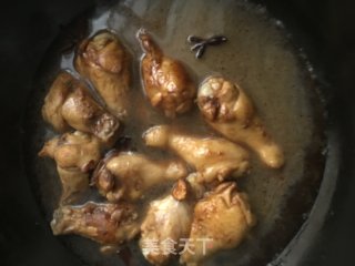 胡萝卜炖鸡翅根的做法步骤：9