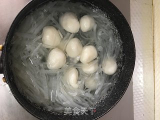 萝卜鱼圆汤的做法步骤：7