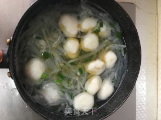 萝卜鱼圆汤的做法步骤：8