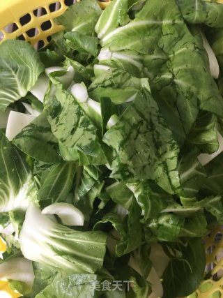 老油条炒青菜的做法步骤：1
