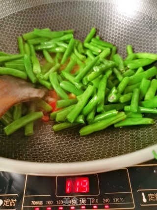 炝炒四季豆的做法步骤：7