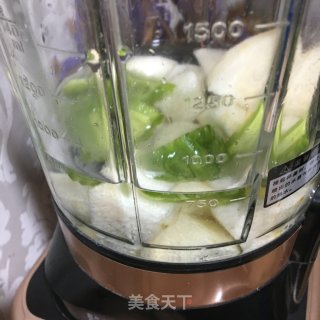 梨子苦瓜汁的做法步骤：2