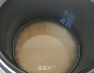燕麦雪梨糯米粥的做法步骤：3