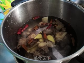 牛尾萝卜汤的做法步骤：6