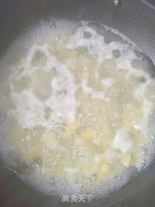 咖哩土豆的做法步骤：2