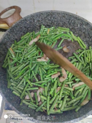 豇豆炒肉丝的做法步骤：4