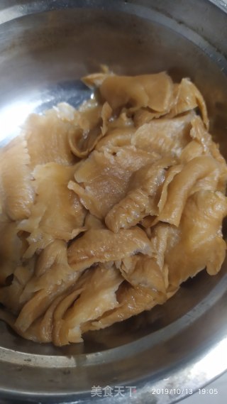 牛包衣炒萝卜干的做法步骤：4