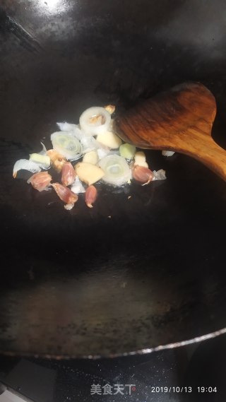 牛包衣炒萝卜干的做法步骤：5