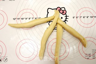 辫子面包的做法步骤：10
