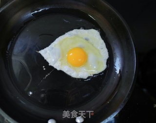 快手三明治的做法步骤：2