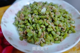 肉末豇豆角的做法步骤：2