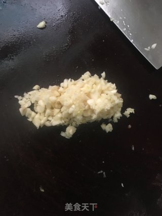 蒜蓉粉丝蒸娃娃菜的做法步骤：6