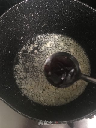 蒜蓉粉丝蒸娃娃菜的做法步骤：8