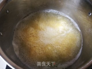 小白菜小米面条：香！的做法步骤：4
