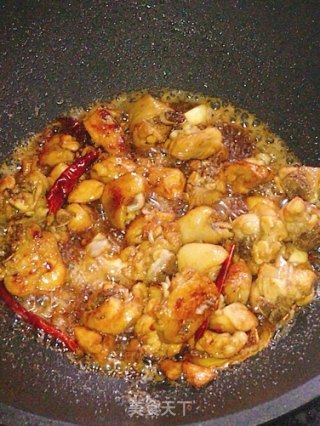 板栗烧鸡的做法步骤：8