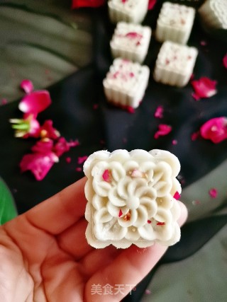 玫瑰????山药红豆糕的做法步骤：21