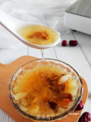 红枣莲子银耳羹的做法步骤：11