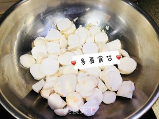 家常芋艿汤的做法步骤：4