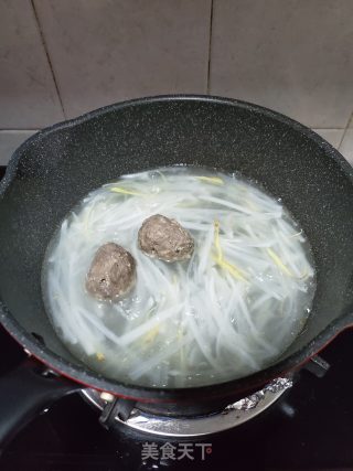 萝卜丸子汤的做法步骤：5