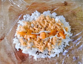 肉松饭团糯米包油条的做法步骤：4