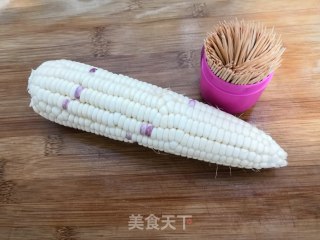 牙签玉米的做法步骤：1