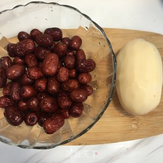 莲藕红枣汤的做法步骤：1