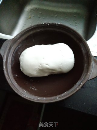 红糖糖心汤圆的做法步骤：1
