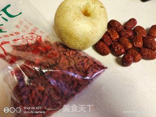 红枣雪梨汁的做法步骤：1