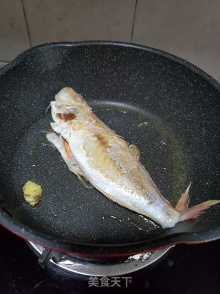香煎金线鱼的做法步骤：4