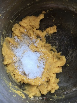 三色果干红薯卷的做法步骤：11