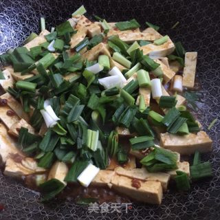 青蒜炒豆腐的做法步骤：6