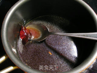 六香猪肘子的做法步骤：11