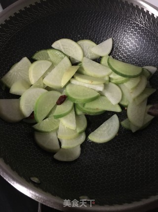 “萝卜”烧肉萝卜炖豆腐的做法步骤：5