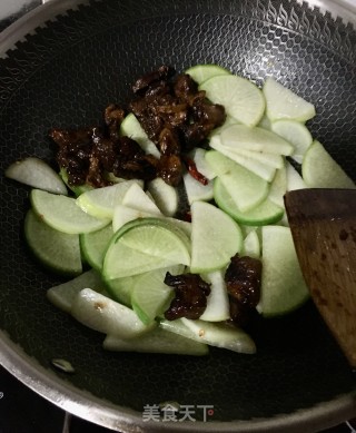 “萝卜”烧肉萝卜炖豆腐的做法步骤：7